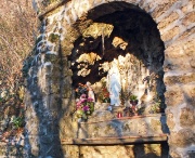15 Madonna di Lourdes